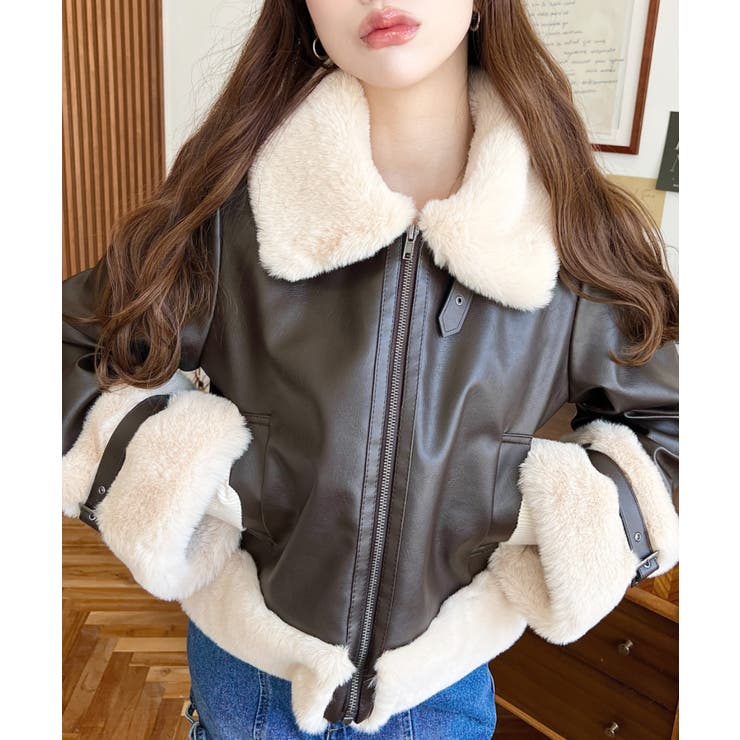 フェイクレザー×フェイクファームートン風裏地キルトフライト