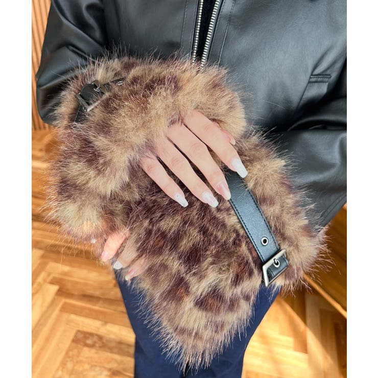 フェイクレザー×フェイクファームートン風裏地キルトフライトジャケット | moment+ | 詳細画像34 