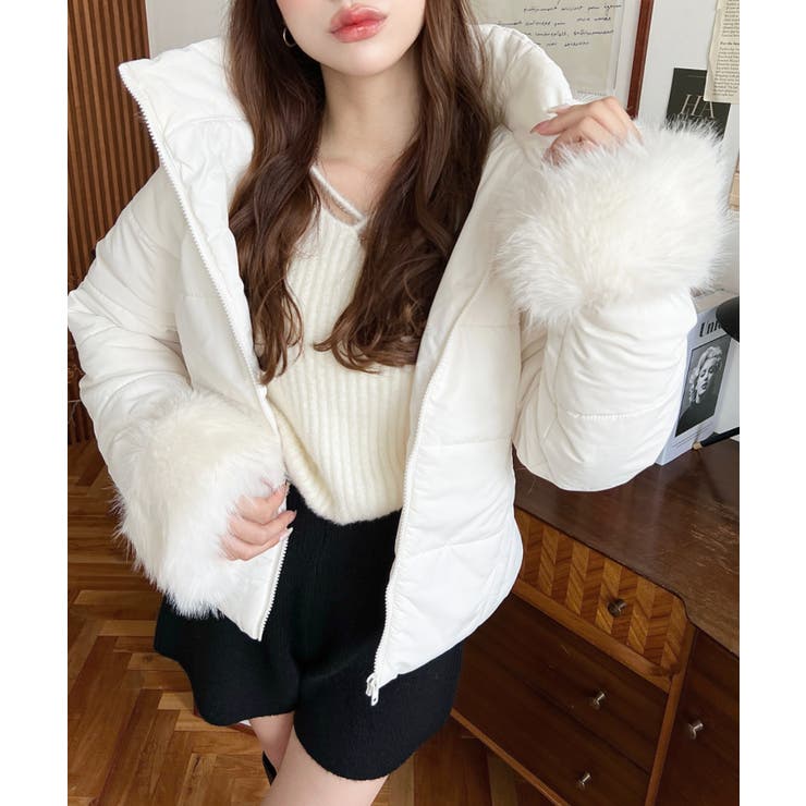 ベルト付きフードファーダウンジャケット[品番：ERMW0004046]｜moment+