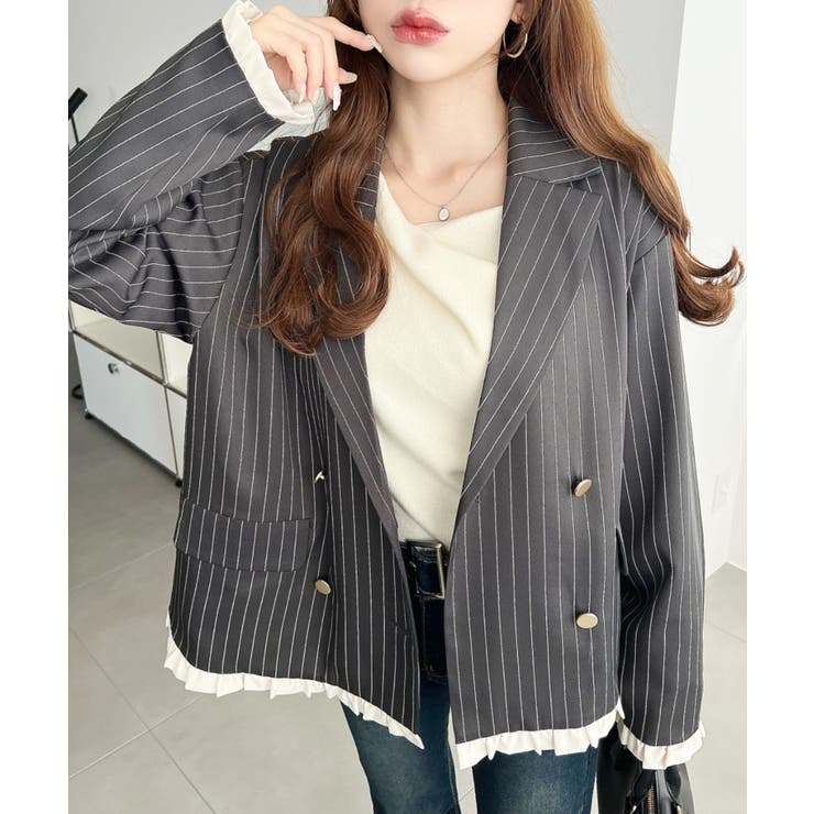 マットゴールド釦配色フリルピンストライプWテーラージャケット | moment+ | 詳細画像2 