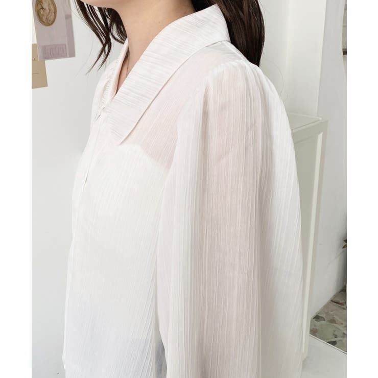 シアーランダムプリーツレトロカラーボリュームスリーブブラウス | moment+ | 詳細画像9 