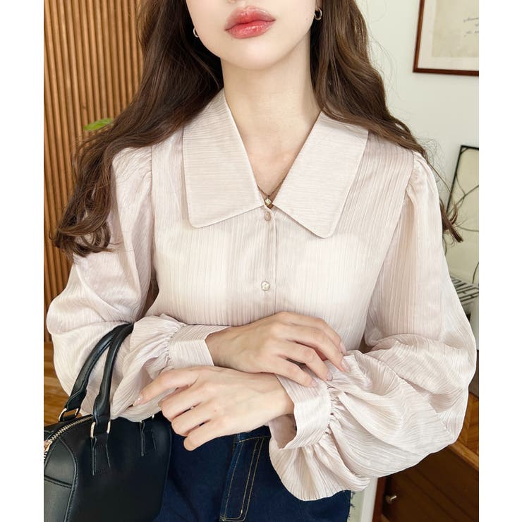 グレイッシュベージュ | シアーランダムプリーツレトロカラーボリュームスリーブブラウス | moment+