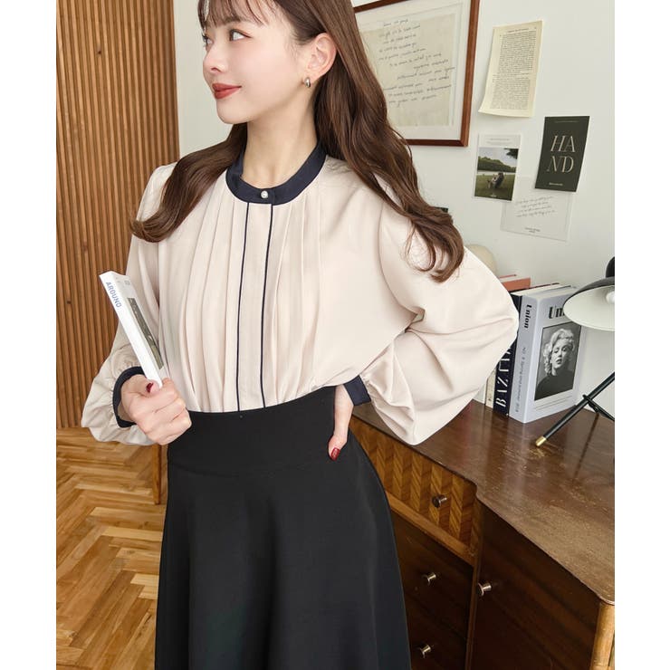 フロントタックバイカラーデザイン長袖ブラウス | moment+ | 詳細画像19 