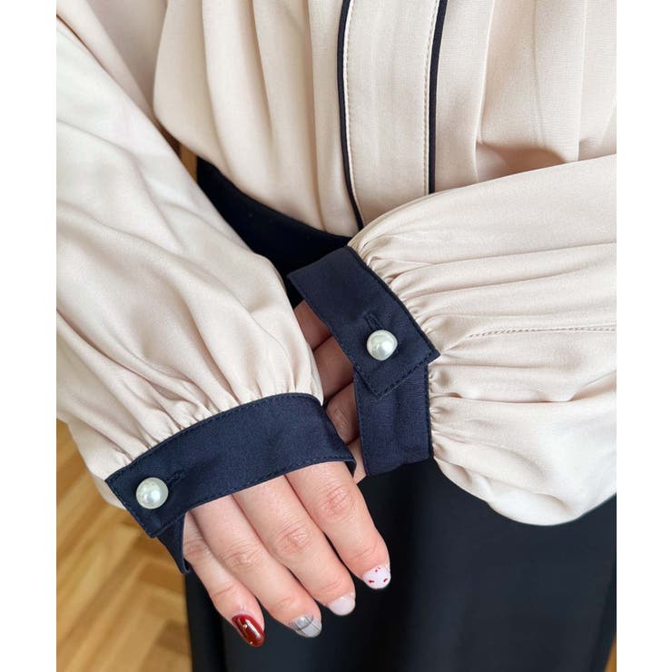 フロントタックバイカラーデザイン長袖ブラウス | moment+ | 詳細画像21 