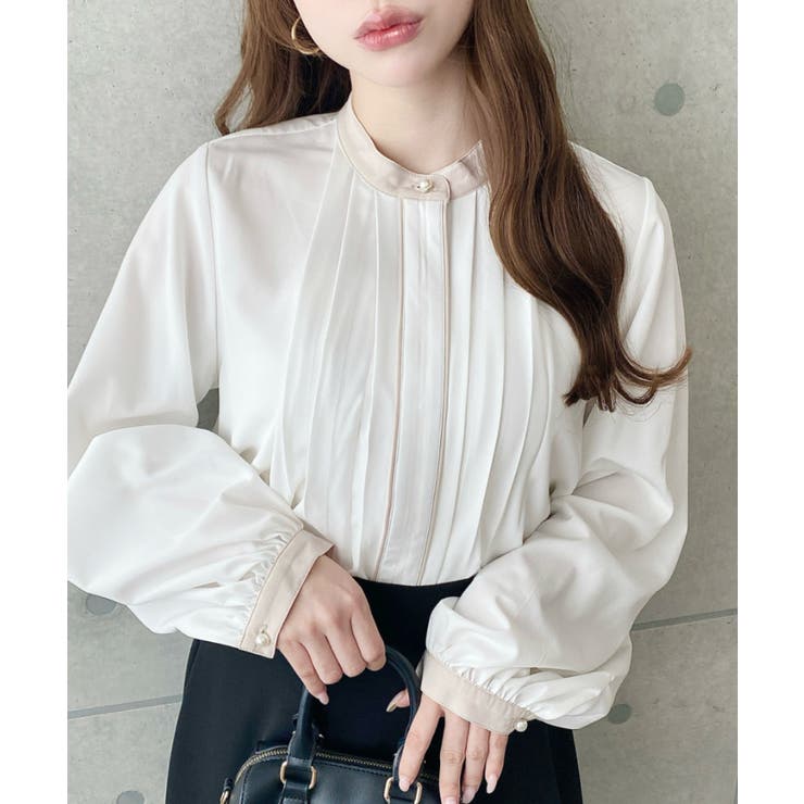 オフホワイト | フロントタックバイカラーデザイン長袖ブラウス | moment+