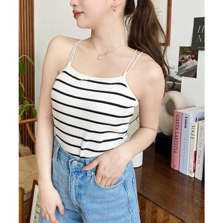 カップ付きバッククロスストラップスクエアキャミソール[品番