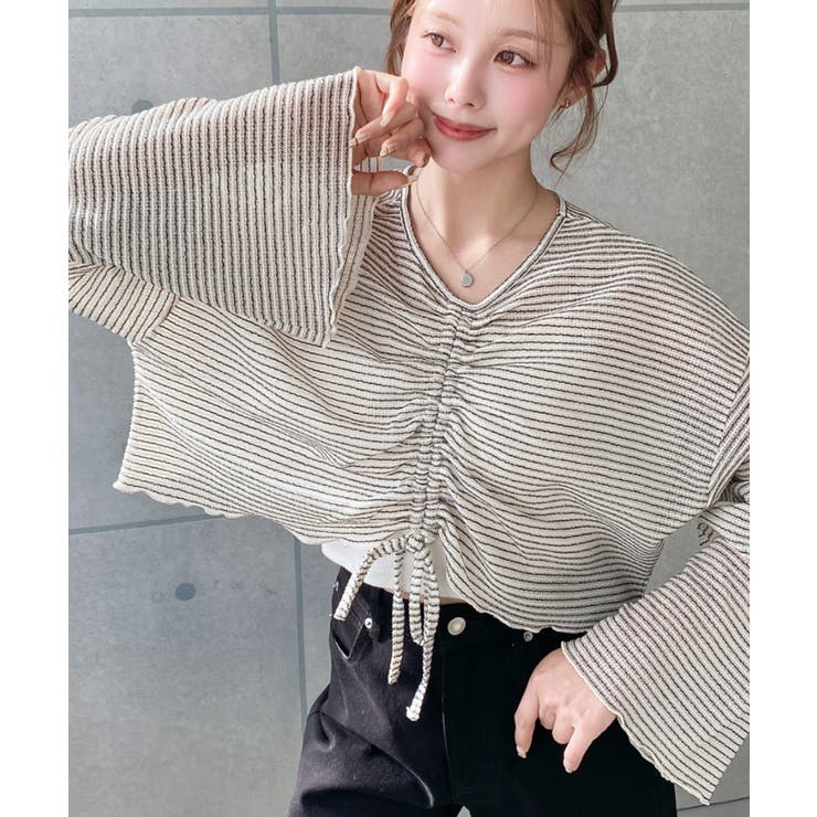 ナチュラル | シアーボーダーフレアスリーブ長袖シャーリングプルオーバー | moment+