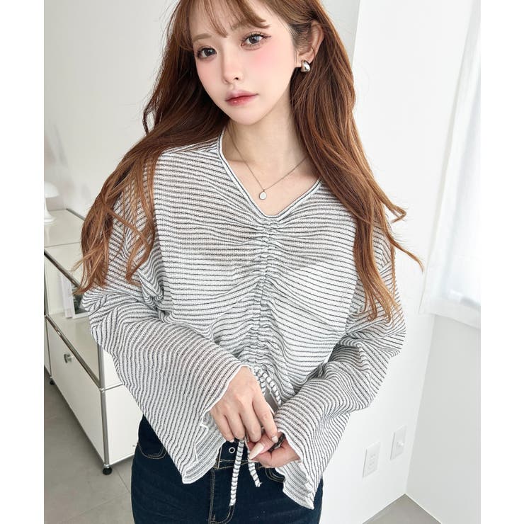 オフホワイト | シアーボーダーフレアスリーブ長袖シャーリングプルオーバー | moment+