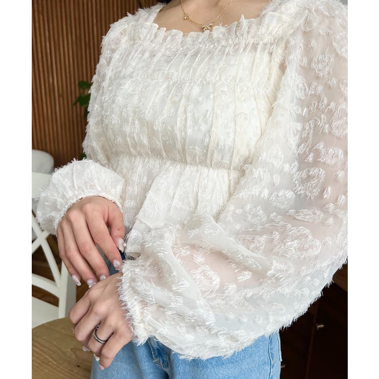 極美品✨バックリボン シャイニージャガードトップス ラメ ボリューム フレア moment+ ブラウス シャツ ラメチュールフリンジジャガード