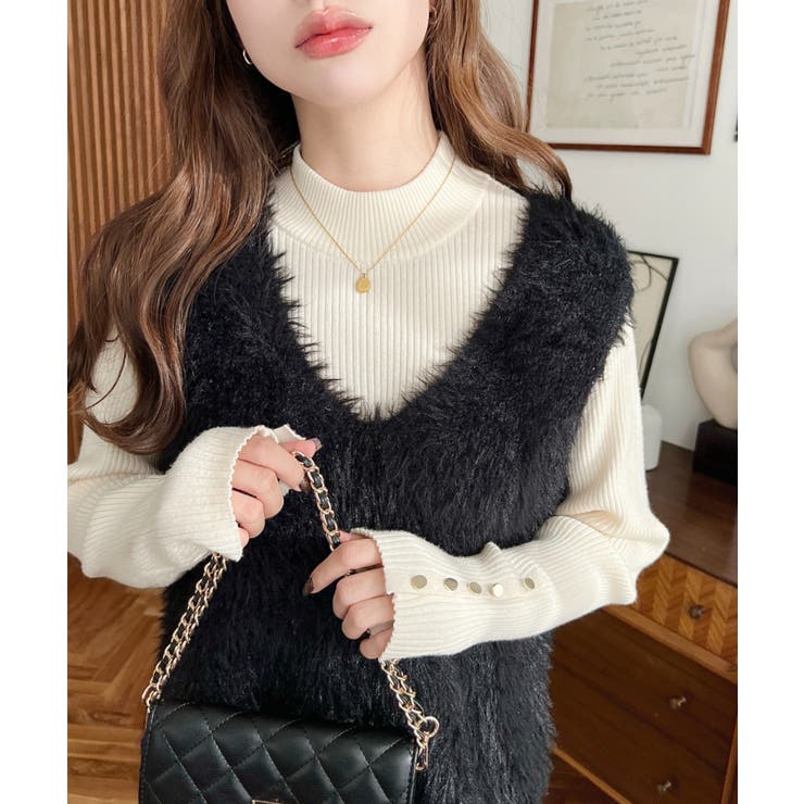 ブルネロクチネリ　モニーレ　ノースリーブ　ベスト　ラメ ブルネロクチネリ モニーレ ノースリーブ ベスト ラメ リアル