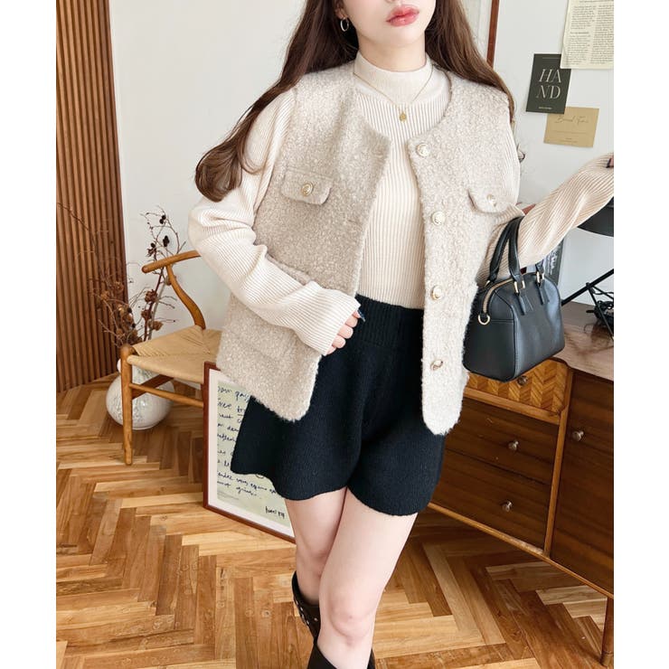 フェイクリングウール金ボタンノーカラーベスト | moment+ | 詳細画像30 