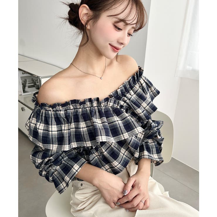 マルチウェイオフショルフリルリボンショート丈長袖チェックブラウス | moment+ | 詳細画像23 