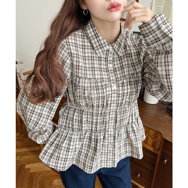 アイボリー | シャーリングビスチェデザイン長袖チェックシャツ | moment+