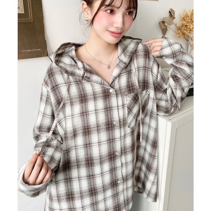 ベージュ | フード付き長袖チェックシャツ | moment+