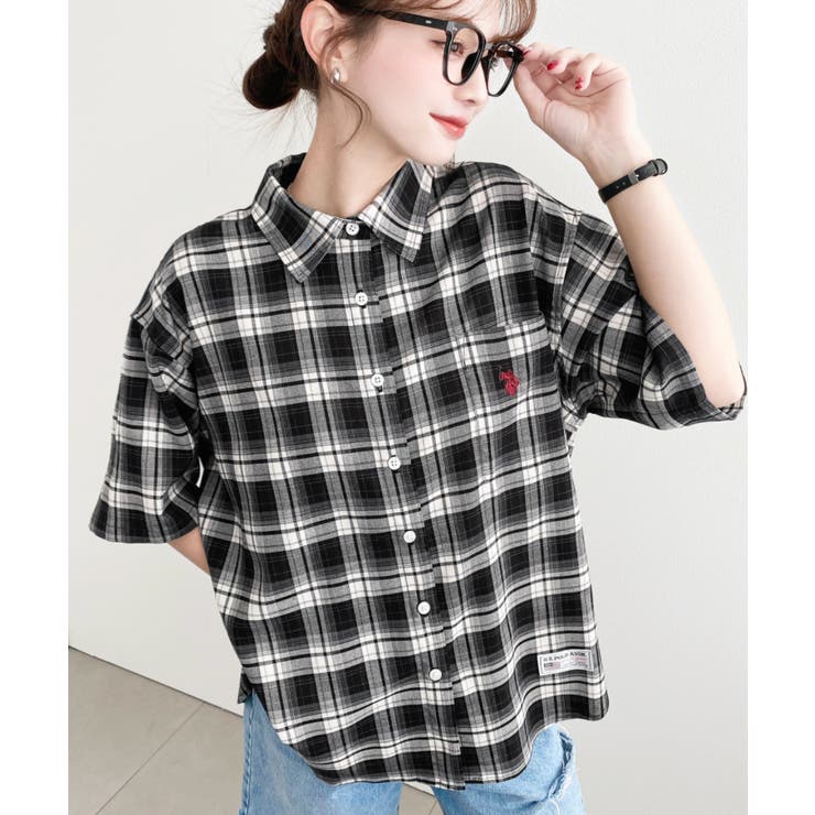 ブラック | U.S.POLO ASSN.ワンポイント刺繍半袖チェックシャツ | moment+