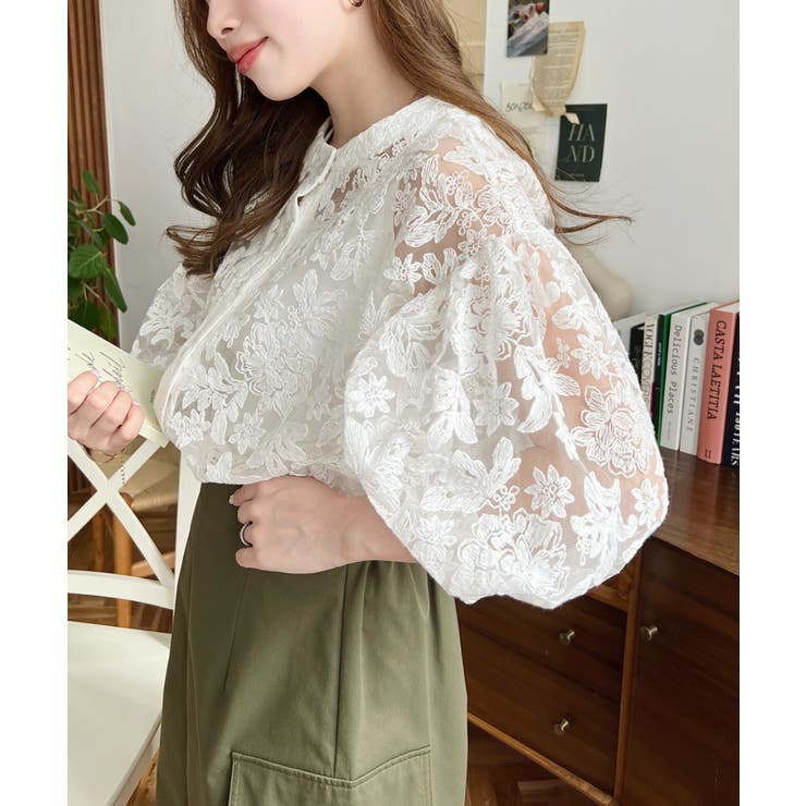 フラワー刺繍レース クルーネックカーデブラウス[品番