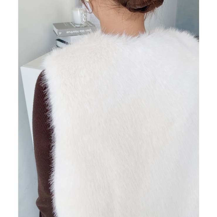 Vネックロングフェイクファーベスト | moment+ | 詳細画像11 