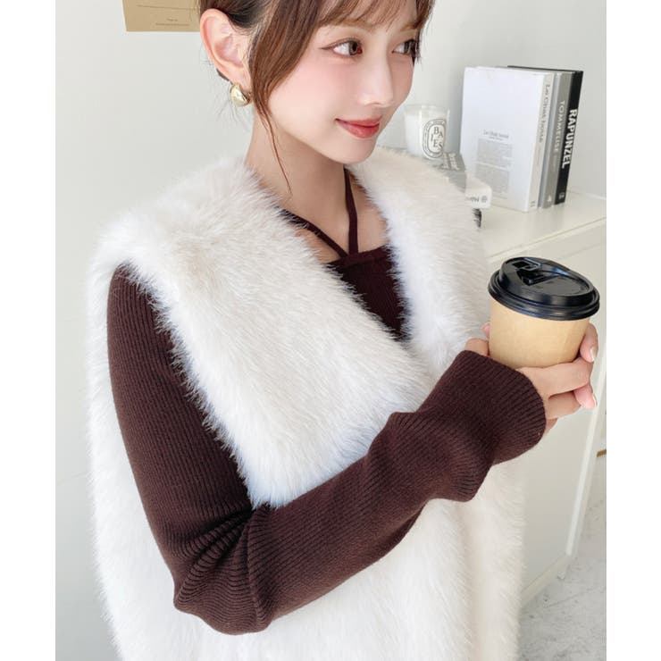 Vネックロングフェイクファーベスト | moment+ | 詳細画像2 