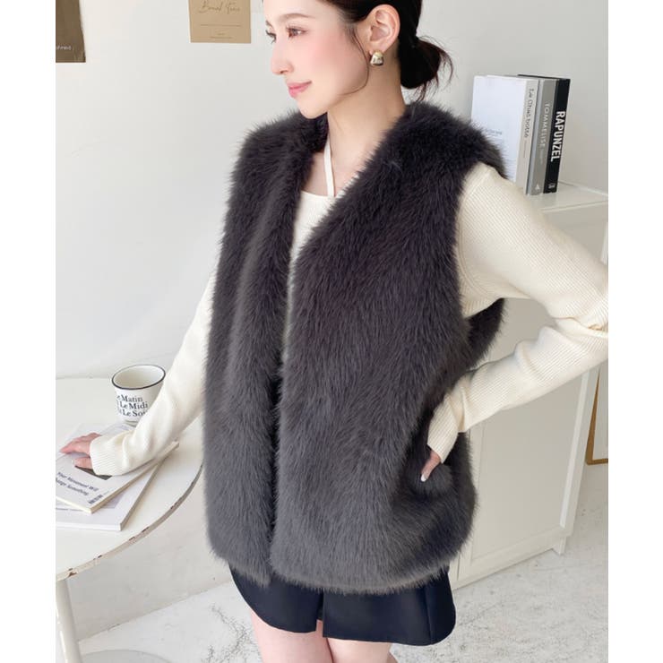 Vネックロングフェイクファーベスト | moment+ | 詳細画像22 