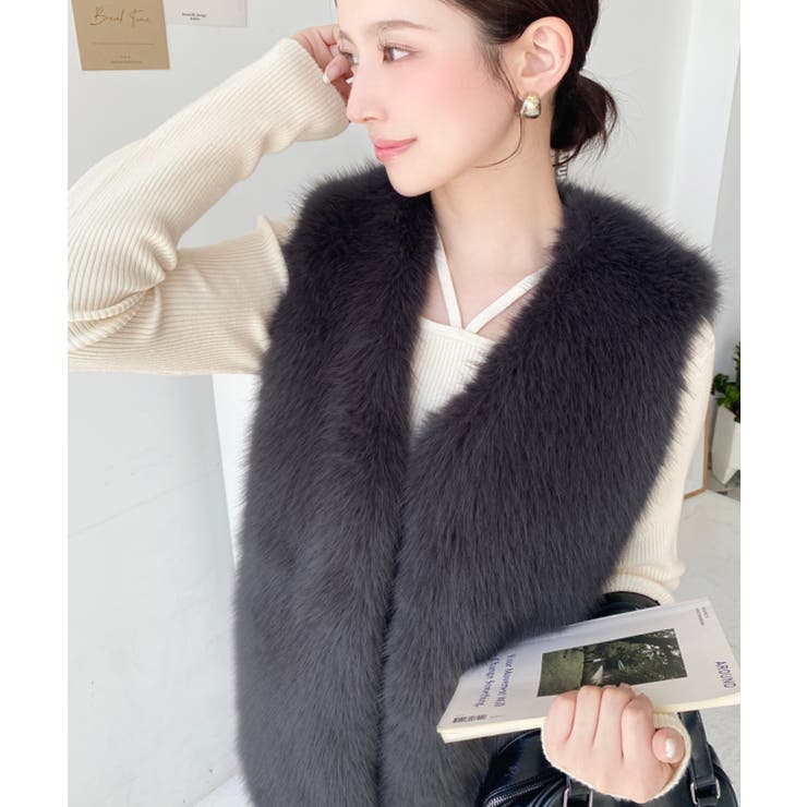 Vネックロングフェイクファーベスト | moment+ | 詳細画像24 