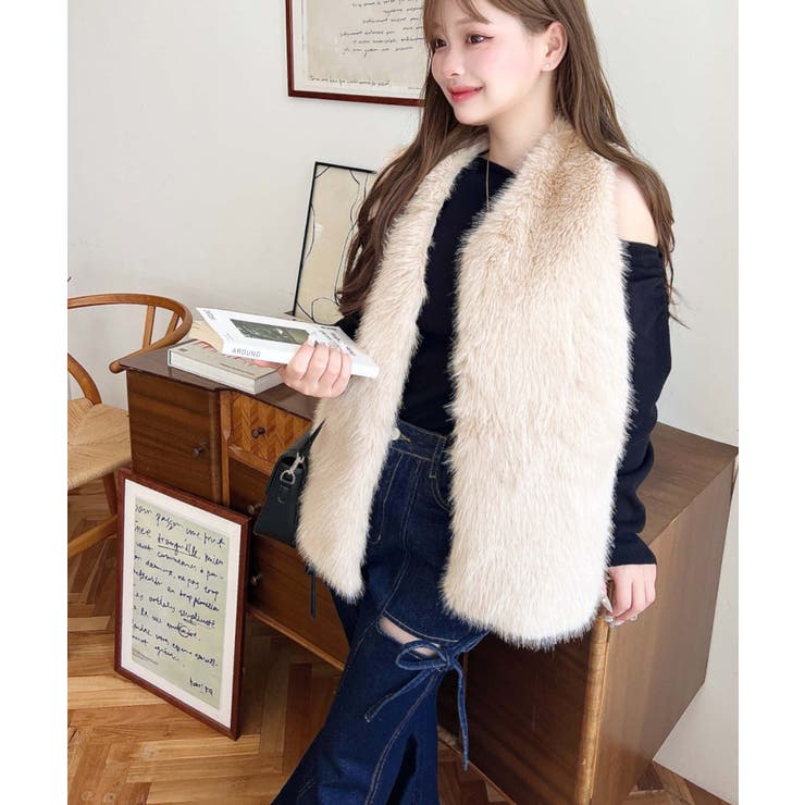 Vネックロングフェイクファーベスト[品番：ERMW0003934]｜moment+