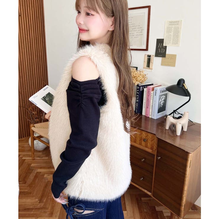 Vネックロングフェイクファーベスト | moment+ | 詳細画像46 