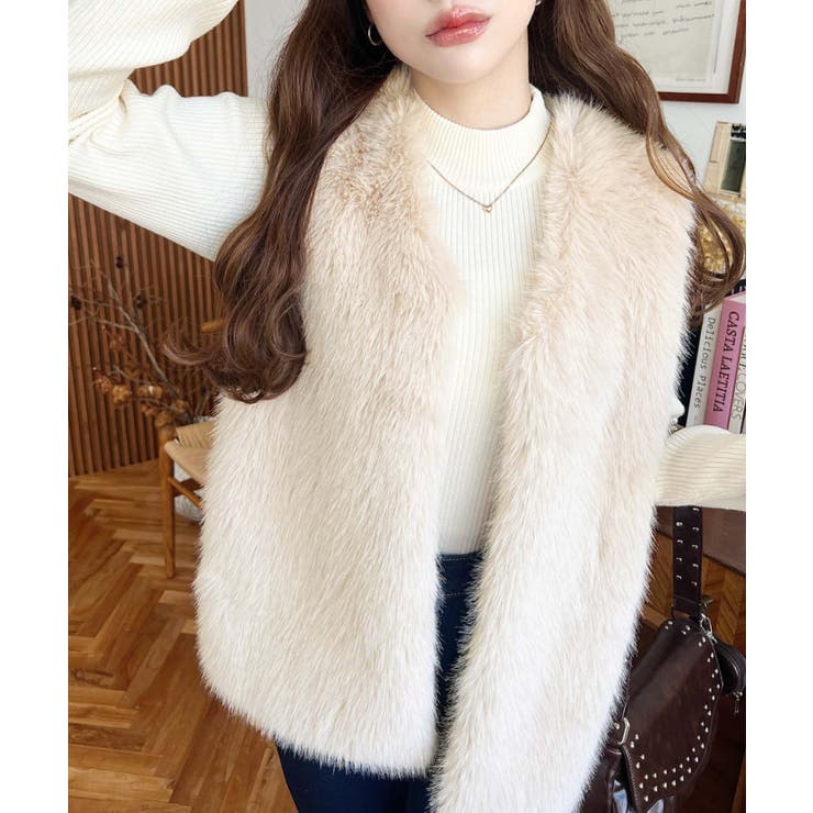 Vネックロングフェイクファーベスト | moment+ | 詳細画像49 