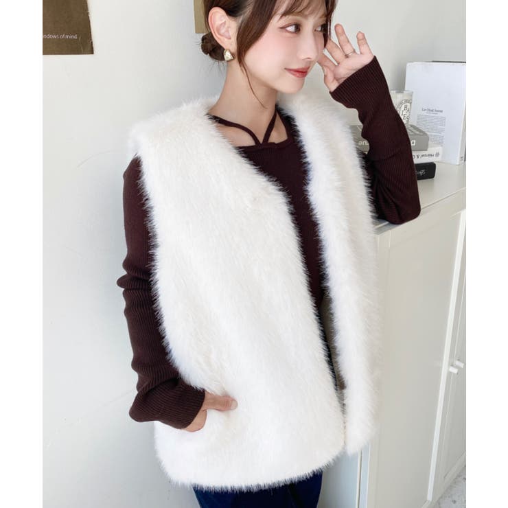 Vネックロングフェイクファーベスト | moment+ | 詳細画像5 