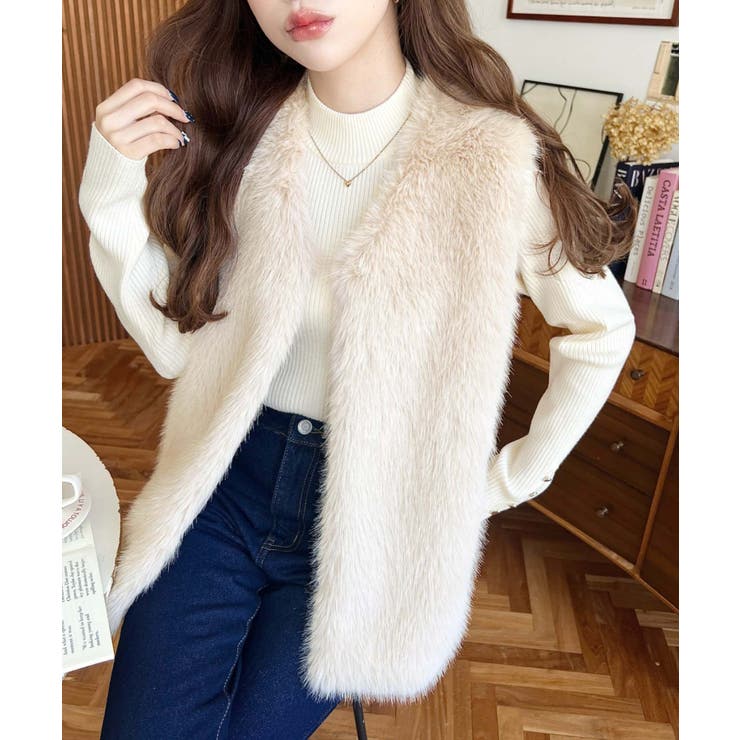 Vネックロングフェイクファーベスト[品番：ERMW0003934]｜moment+