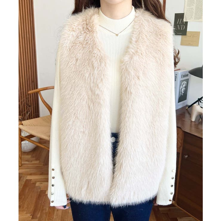 Vネックロングフェイクファーベスト | moment+ | 詳細画像51 