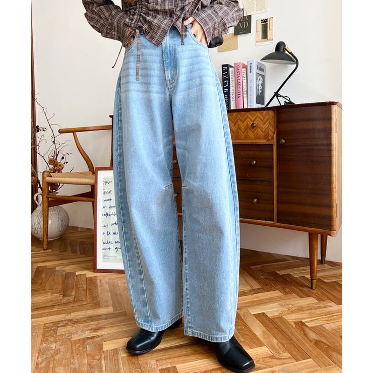 サックスブルー | カーブデニム | moment+