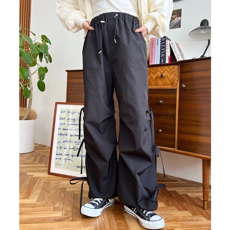 パンツ MARY KATRANTZOU Fantasy trousers Women's Designer Trousers & Shorts | Mary Katrantzou