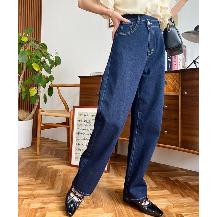 アシンメトリーストレートデニムパンツ[品番：ERMW0000288]｜moment+