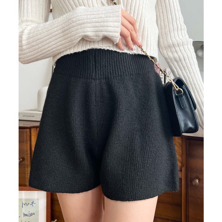 ブラック | ショート丈ニットパンツ | moment+