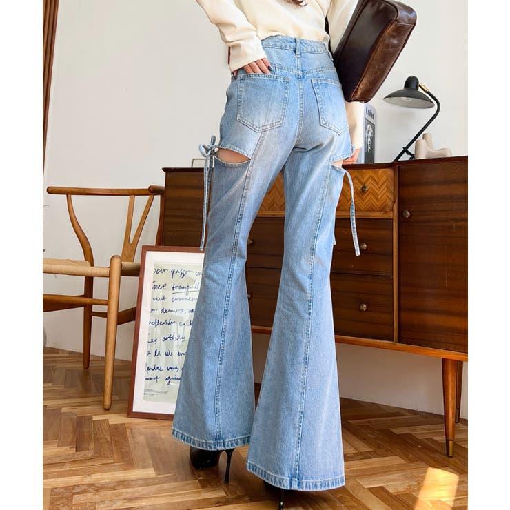 カットアウトリボンデニムパンツ　ライトブルー RESEXXY リゼクシー カットアウトリボンデニムパンツ 限定価格