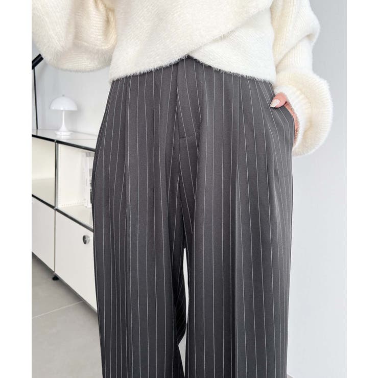 センタープレスツータックセミワイドストライプパンツ | moment+ | 詳細画像9 