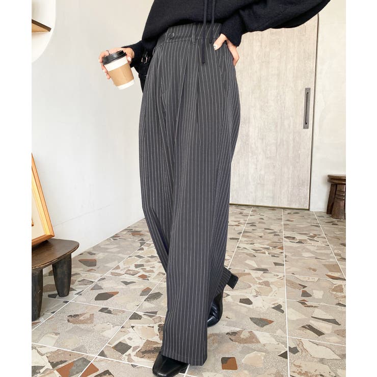 センタープレスツータックセミワイドストライプパンツ | moment+ | 詳細画像19 