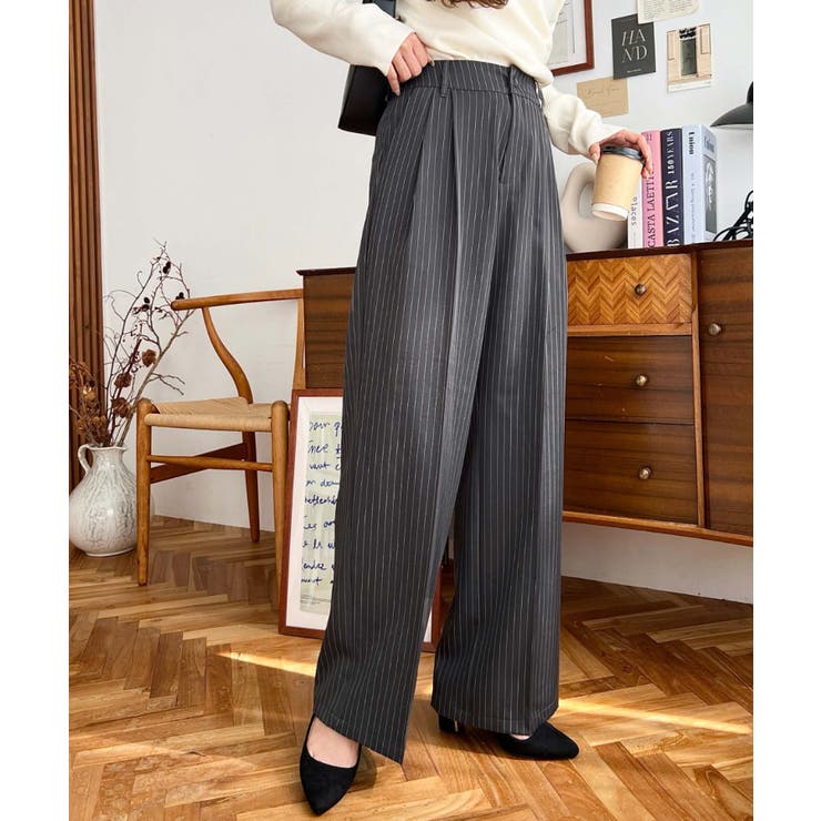 センタープレスツータックセミワイドストライプパンツ | moment+ | 詳細画像5 