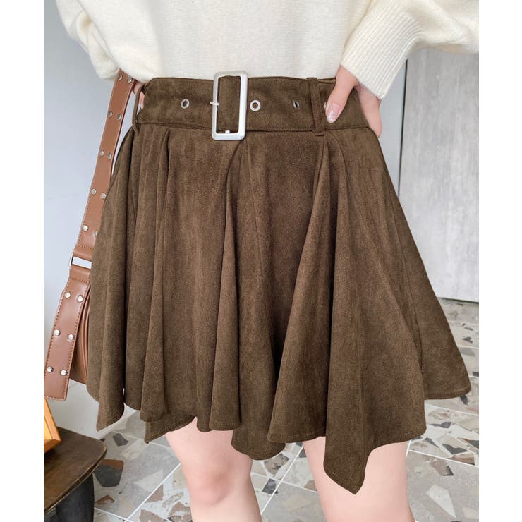ブラウン | ベルト付きアシメヘムタックプリーツスエードミニスカート | moment+