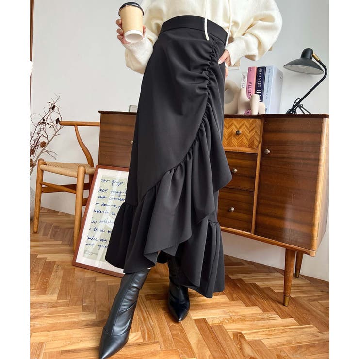 アシンメトリーヘムギャザースカート[品番：ERMW0004159]｜moment+