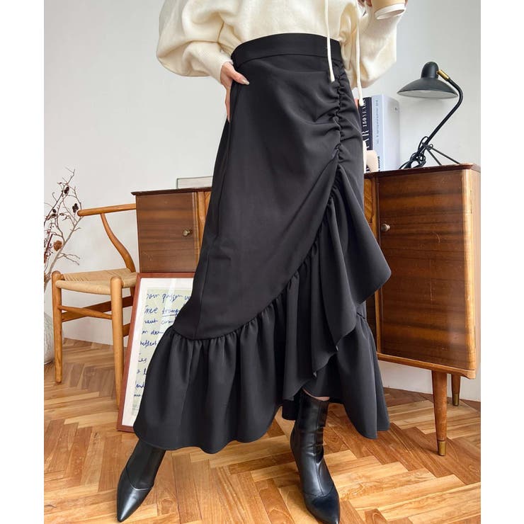 コムデギャルソン　アシンメトリーヘム　スカート　黒 アシンメトリーヘムギャザースカート[品番：ERMW0004159]｜moment+