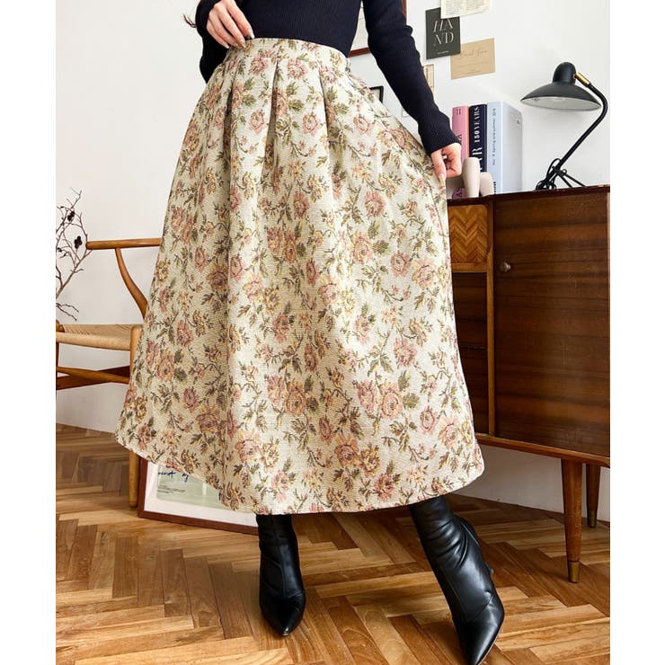 ベージュ | ゴブランジャガードフレアスカート | moment+