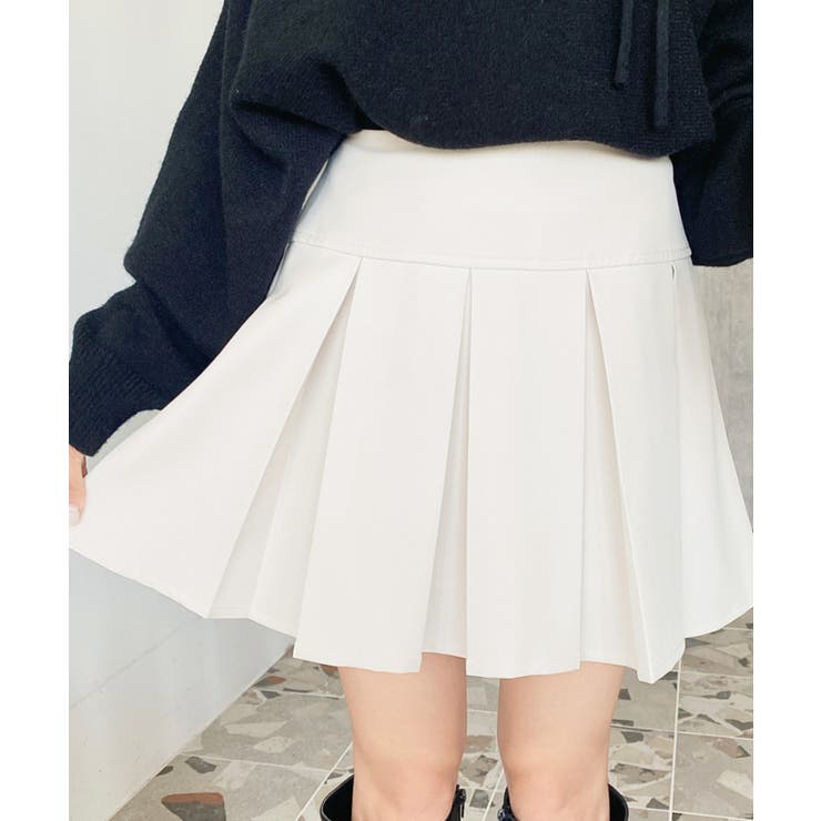 アイボリー | 厚手TPUカットジョーゼットワイドプリーツミニスカパン | moment+