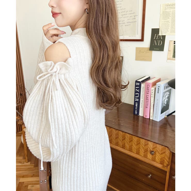 袖リボンショルダースリットニットワンピース | moment+ | 詳細画像4 