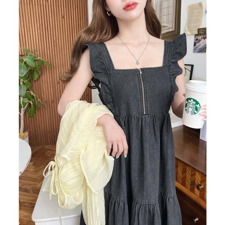 ブラック | デニムフロントジップショルダーフリルティアードワンピース ライトオンス | moment+