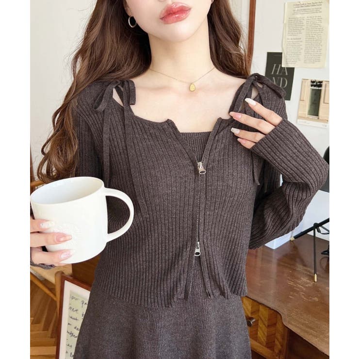 ブラウン | ジップアップカーディガン&リボンキャミワンピースセットアップニット | moment+