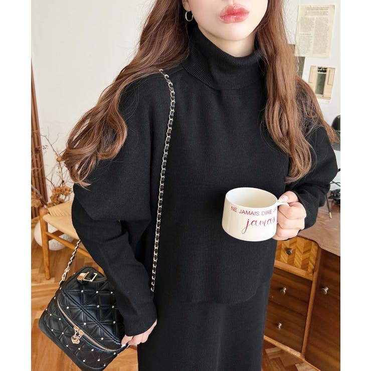 ブラック | タートルネックベスト＆クルーネック長袖ニットワンピース | moment+