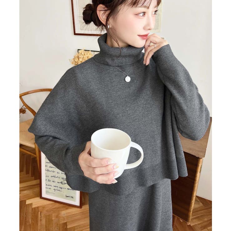 チャコールグレー | タートルネックベスト＆クルーネック長袖ニットワンピース | moment+