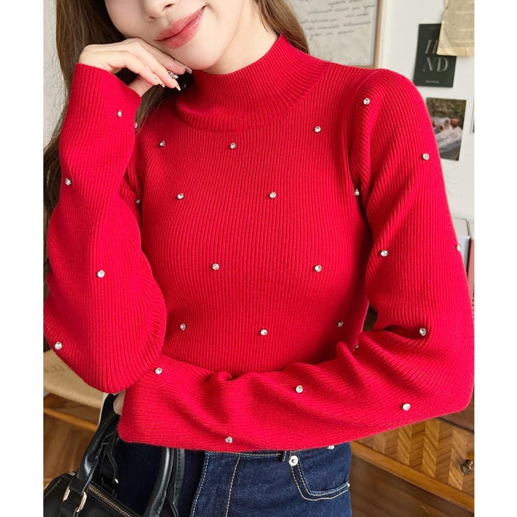 レッド | ビジューハイネックリブニットプルオーバー | moment+