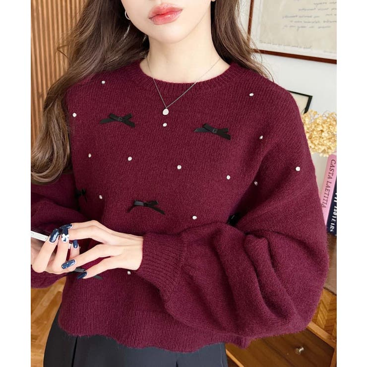 ボルドー | リボンビジューショート丈もちもちニットプルオーバー | moment+